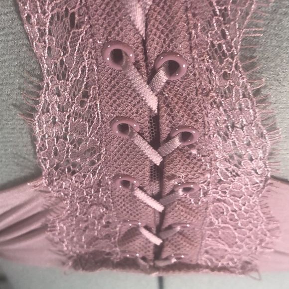 Victoria Secret “So Obsessed “ 34 D push up mauve lacey razor back faux laced - Picture 5 of 13